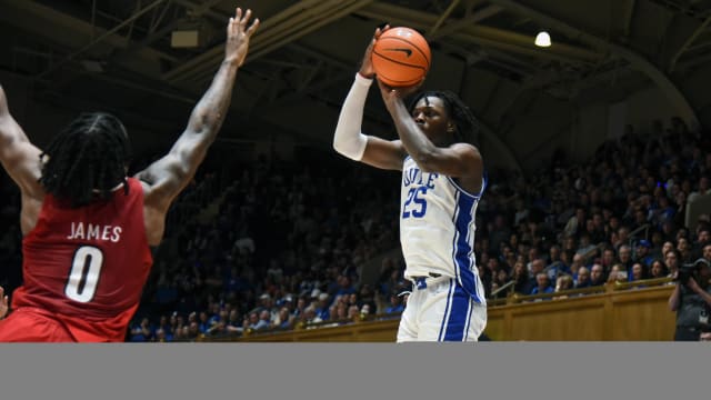 Duke basketball forward Mark Mitchell